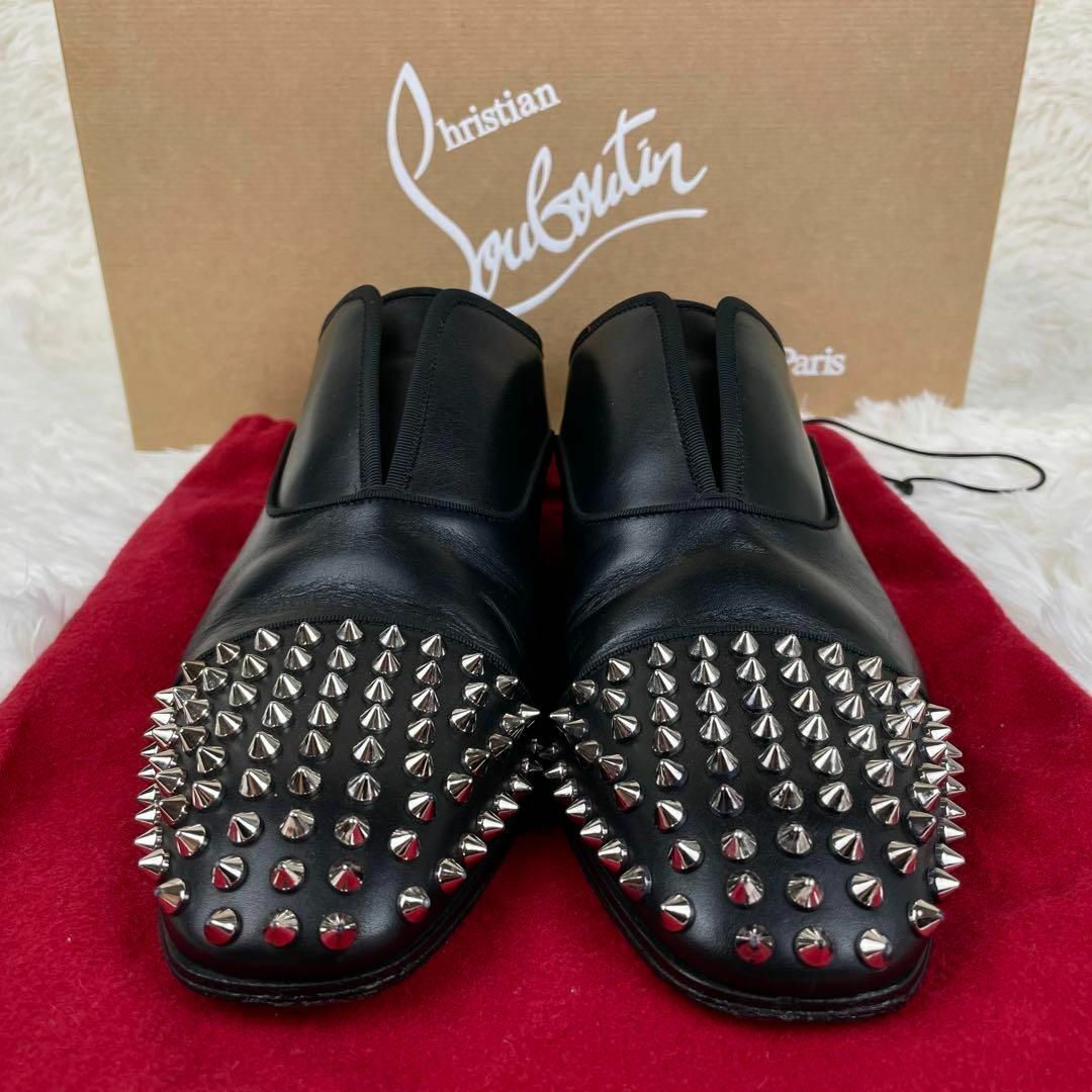 Christian Louboutin(クリスチャンルブタン)の美品☆クリスチャンルブタン スタッズ ローファー スリッポン レザー黒 40.5 メンズの靴/シューズ(スリッポン/モカシン)の商品写真