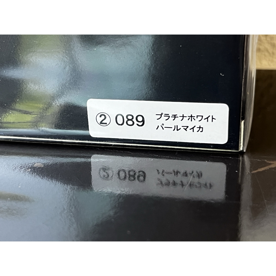 ランクル　250 ランドクルーザー　250 サンプルカー　プラチナホワイトパール エンタメ/ホビーのおもちゃ/ぬいぐるみ(ミニカー)の商品写真