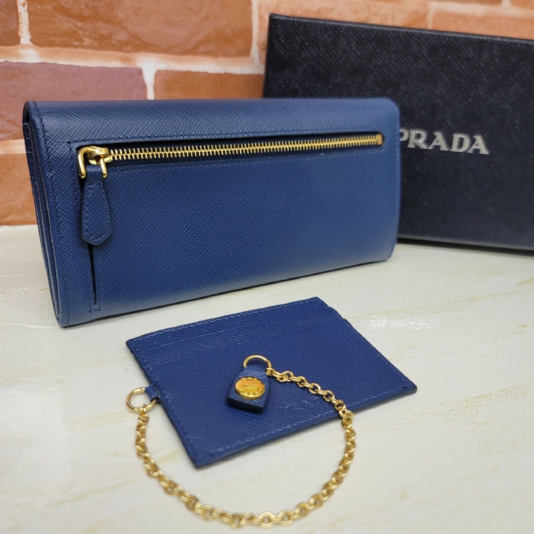 PRADA(プラダ)の美品☆鑑定済☆PRADA サフィアーノ 1MH132ネイビー プラダ財布 レディースのファッション小物(財布)の商品写真