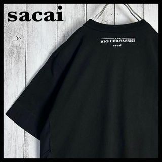 サカイ(sacai)の【限定コラボ】サカイ× ビッグリボウスキ☆両面ロゴ入りサイドジップTシャツ(Tシャツ/カットソー(半袖/袖なし))