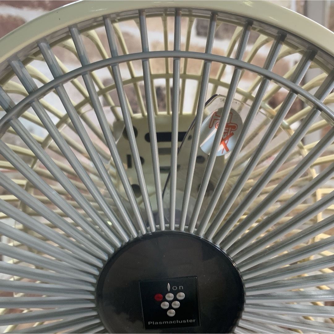 シャープ 扇風機 PJ-D2DS プラズマクラスター　扇風機　エアコン　冷房 スマホ/家電/カメラの冷暖房/空調(扇風機)の商品写真