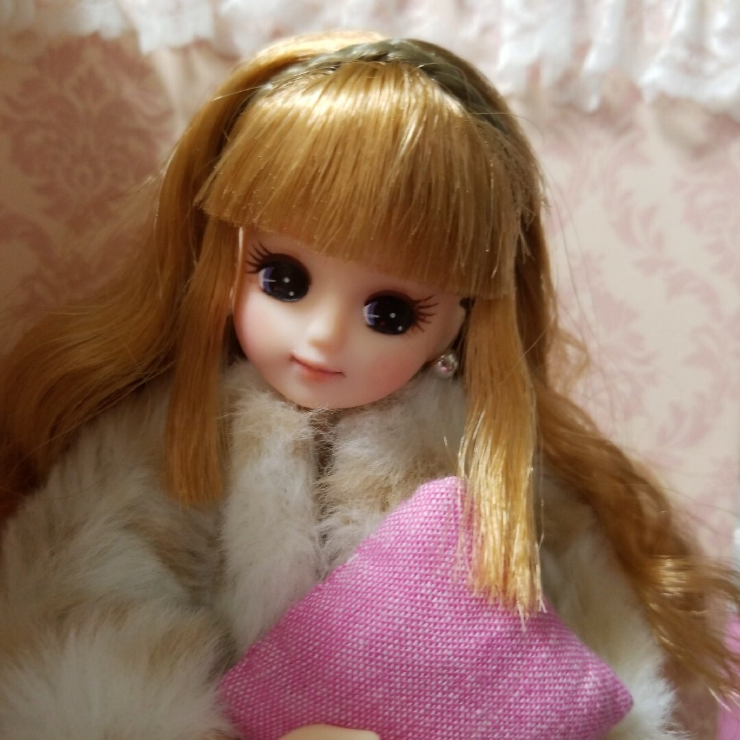 Takara Tomy(タカラトミー)のリカちゃん カスタムリカちゃん ハンドメイドのぬいぐるみ/人形(人形)の商品写真