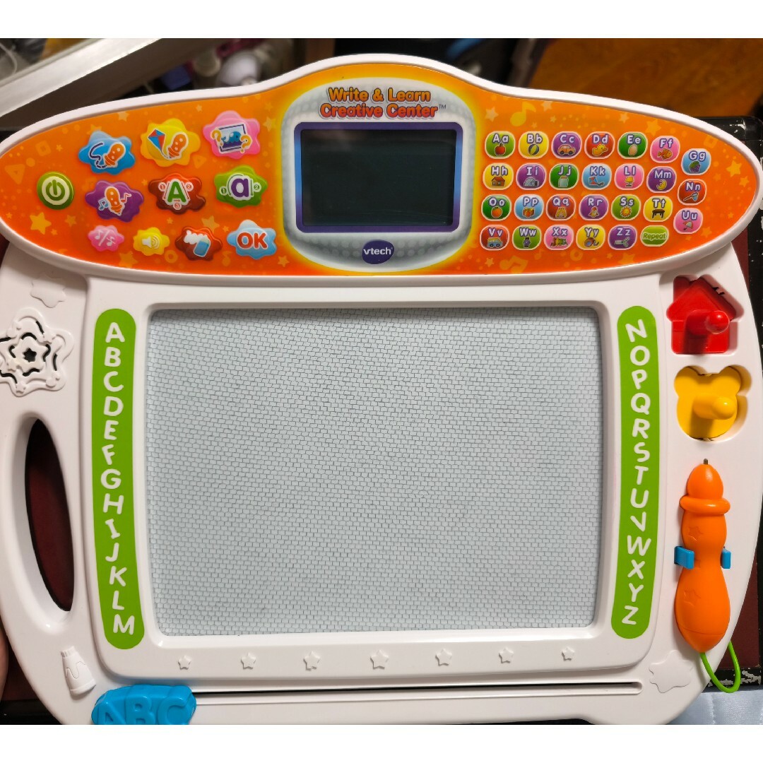 ヴイテック Vtech アルファベット 学習 お絵かきボード 知育玩具 英語教育 キッズ/ベビー/マタニティのおもちゃ(知育玩具)の商品写真