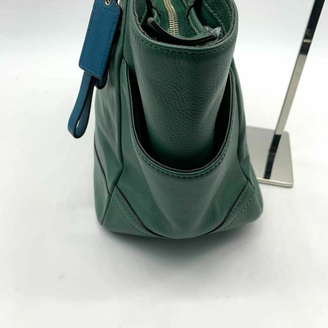 COACH(コーチ)の希少色 コーチ レザー トートバッグ 緑 シボ革 肩掛け A4 レディースのバッグ(トートバッグ)の商品写真