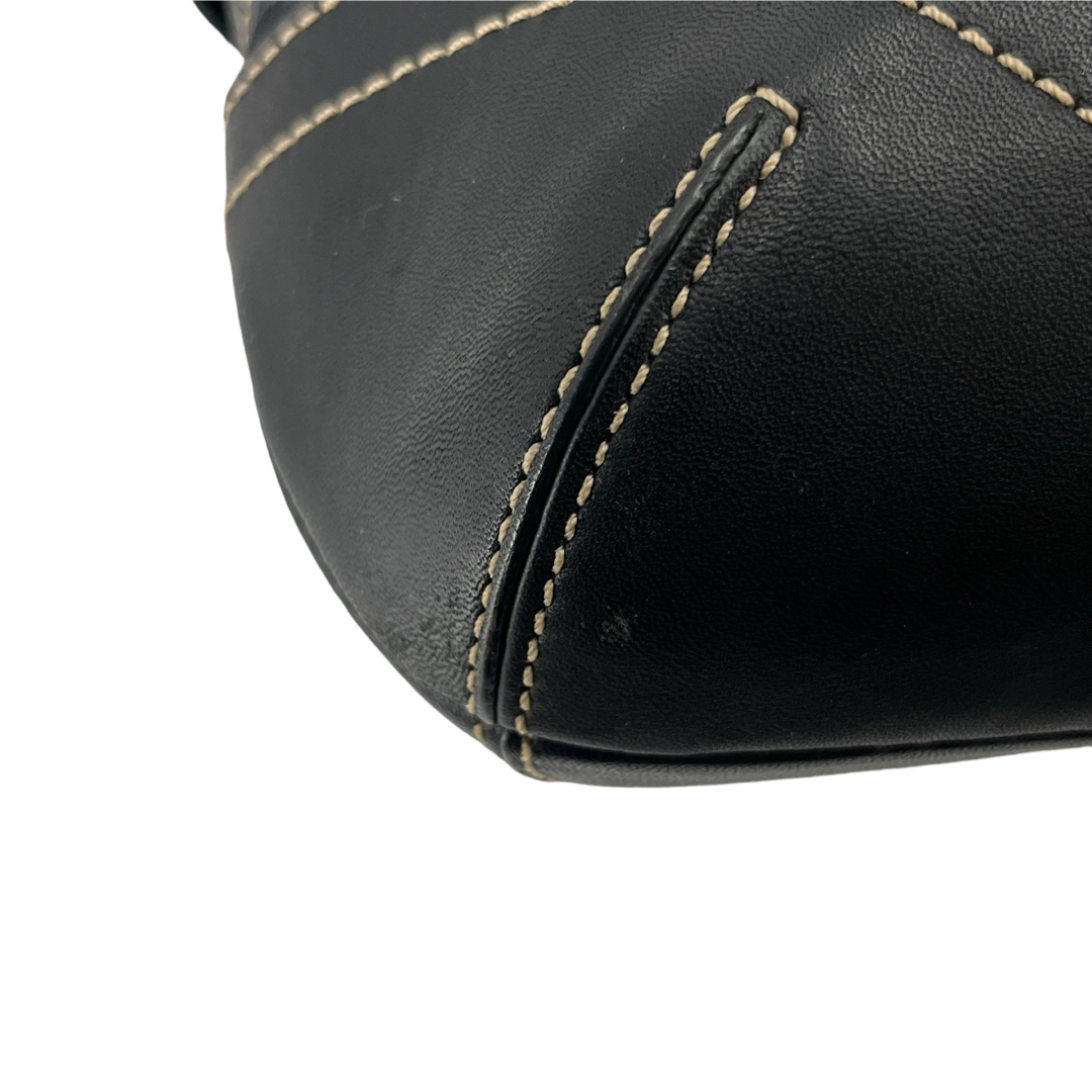 COACH(コーチ)のコーチ　ワンショルダーバッグ　ハンドバッグ　シルバー金具　シグネチャー　ブラック レディースのバッグ(ハンドバッグ)の商品写真