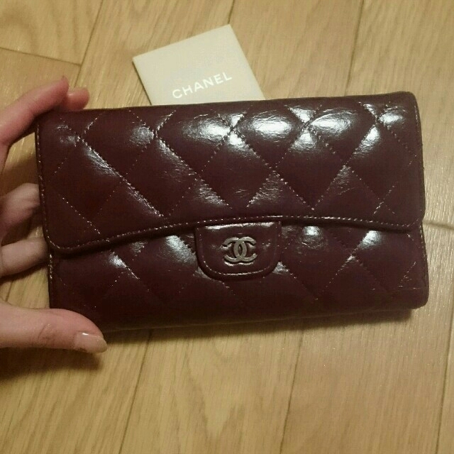 CHANEL(シャネル)のCHANEL♥赤茶♥マトラッセ長お財布 レディースのファッション小物(財布)の商品写真