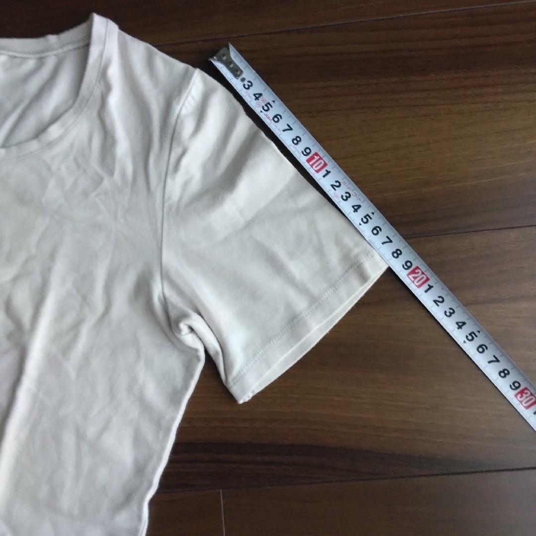 513     レディース⭐Tシャツ⭐Sサイズ⭐薄いベージュ レディースのトップス(Tシャツ(半袖/袖なし))の商品写真
