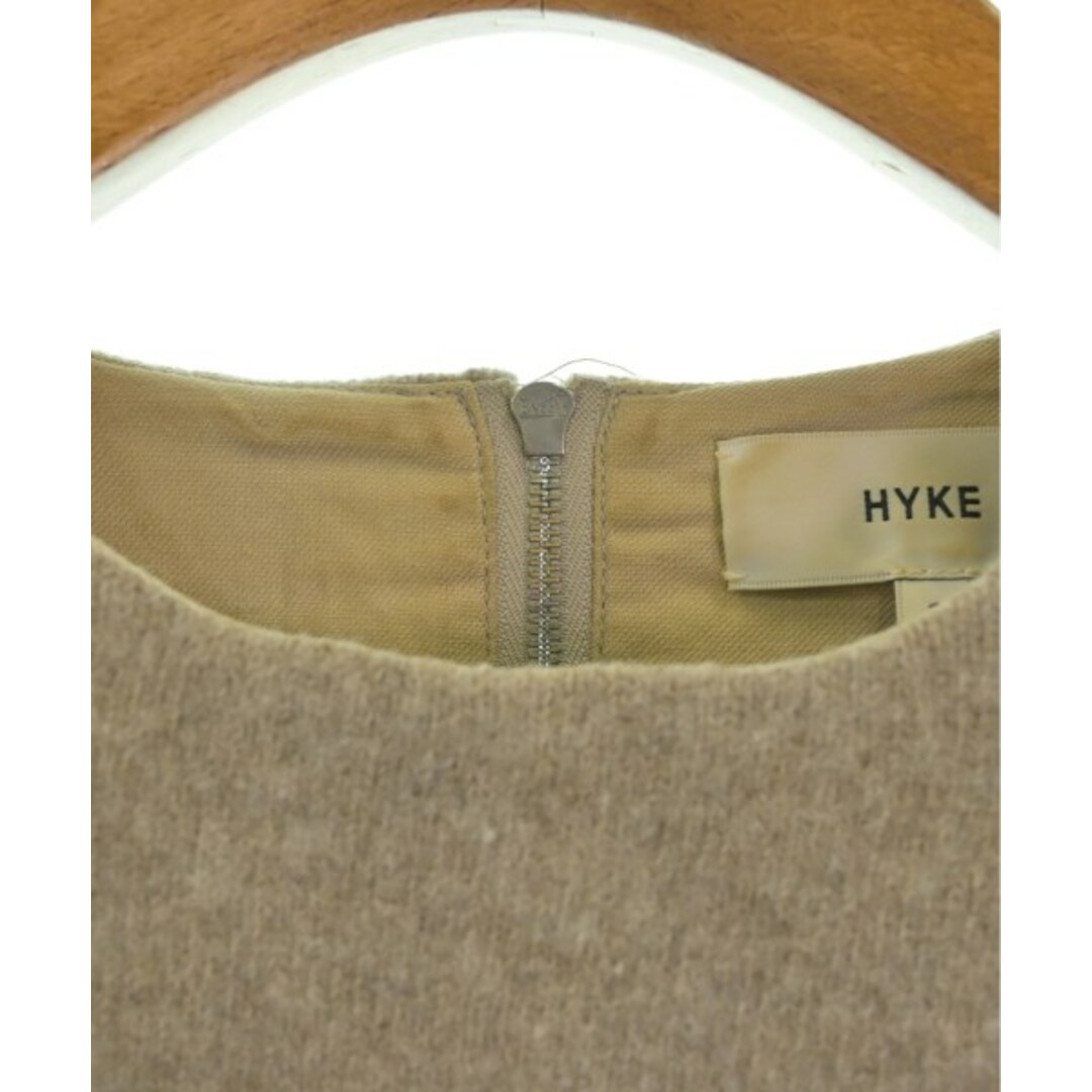 HYKE(ハイク)のHYKE ハイク ニット・セーター 1(S位) 茶系 【古着】【中古】 レディースのトップス(ニット/セーター)の商品写真