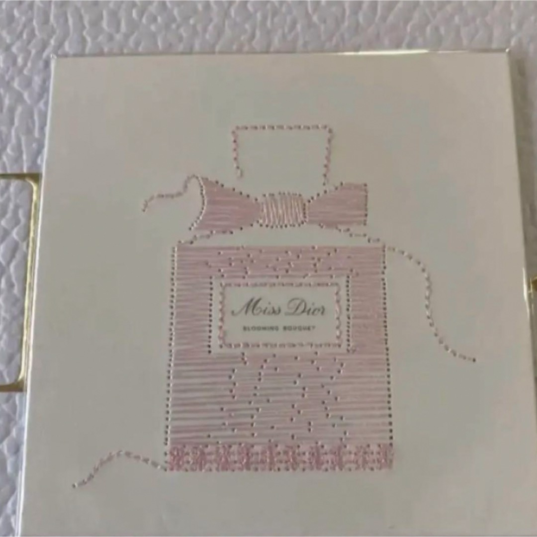 Dior(ディオール)の激レア❤️ ミスディオールボトル型　刺繍ムエット　1枚 コスメ/美容の香水(その他)の商品写真