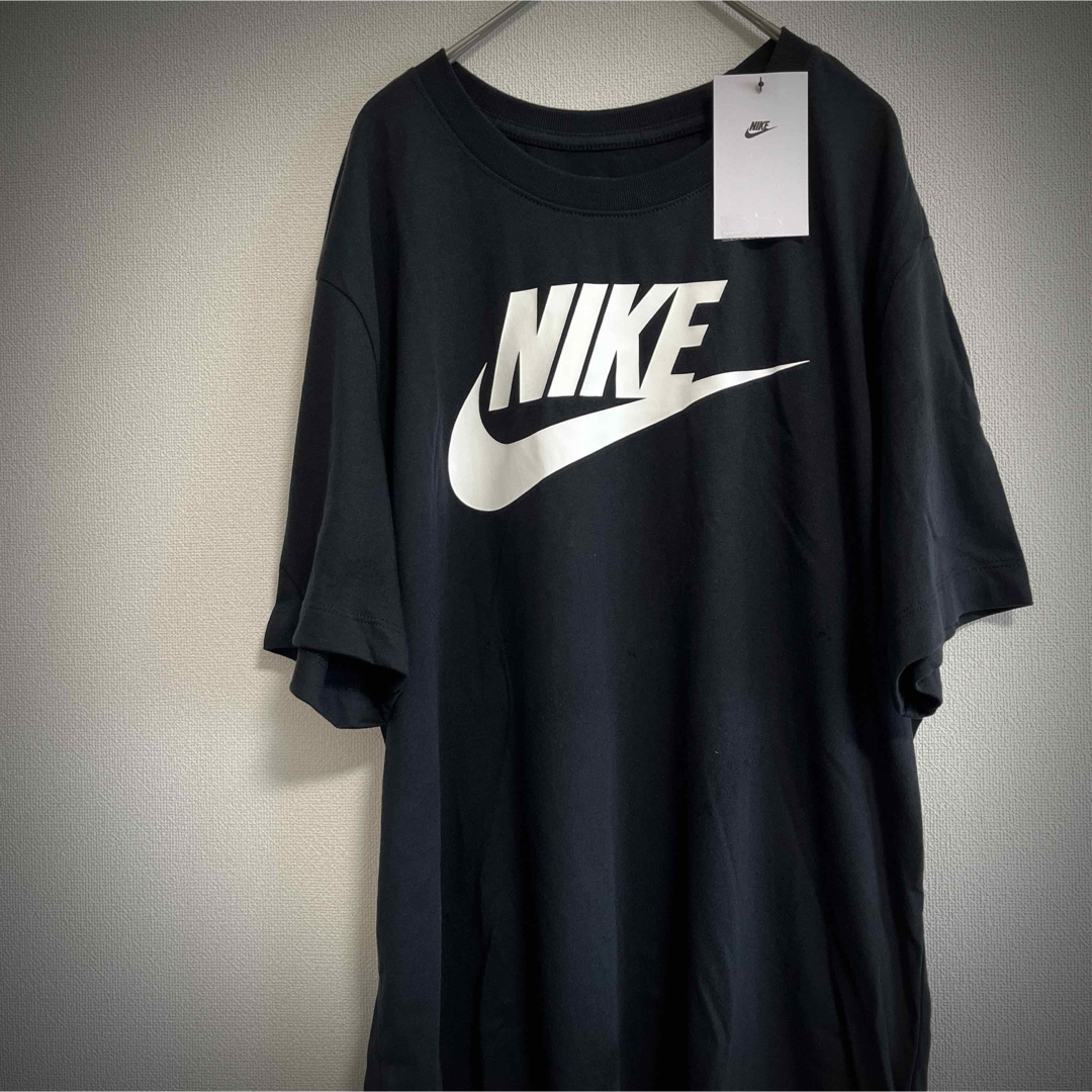 NIKE(ナイキ)のNIKE Tシャツ XL ブラック　新品未使用 ロゴプリント Tシャツ 半袖 メンズのトップス(Tシャツ/カットソー(半袖/袖なし))の商品写真