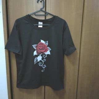 シーイン(SHEIN)のTシャツ　SHEIN(Tシャツ(半袖/袖なし))