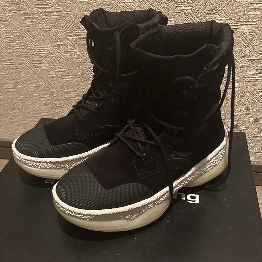 Alexander Wang(アレキサンダーワン)のalexander wang コンバットブーツ 41 アレキサンダーワン メンズの靴/シューズ(ブーツ)の商品写真