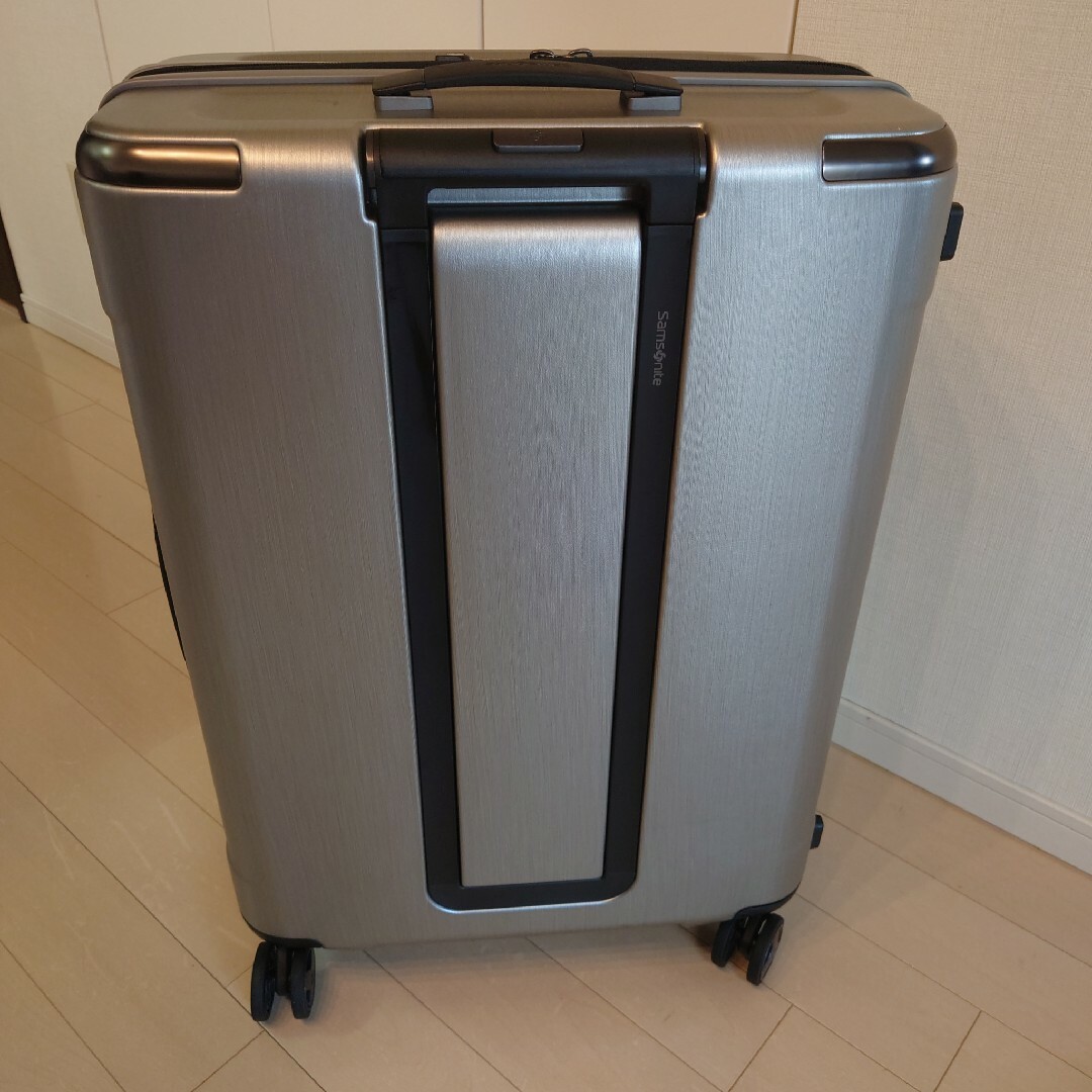 Samsonite(サムソナイト)の【美品】Samsonite  Evoa Spinner 69 スーツケース メンズのバッグ(トラベルバッグ/スーツケース)の商品写真