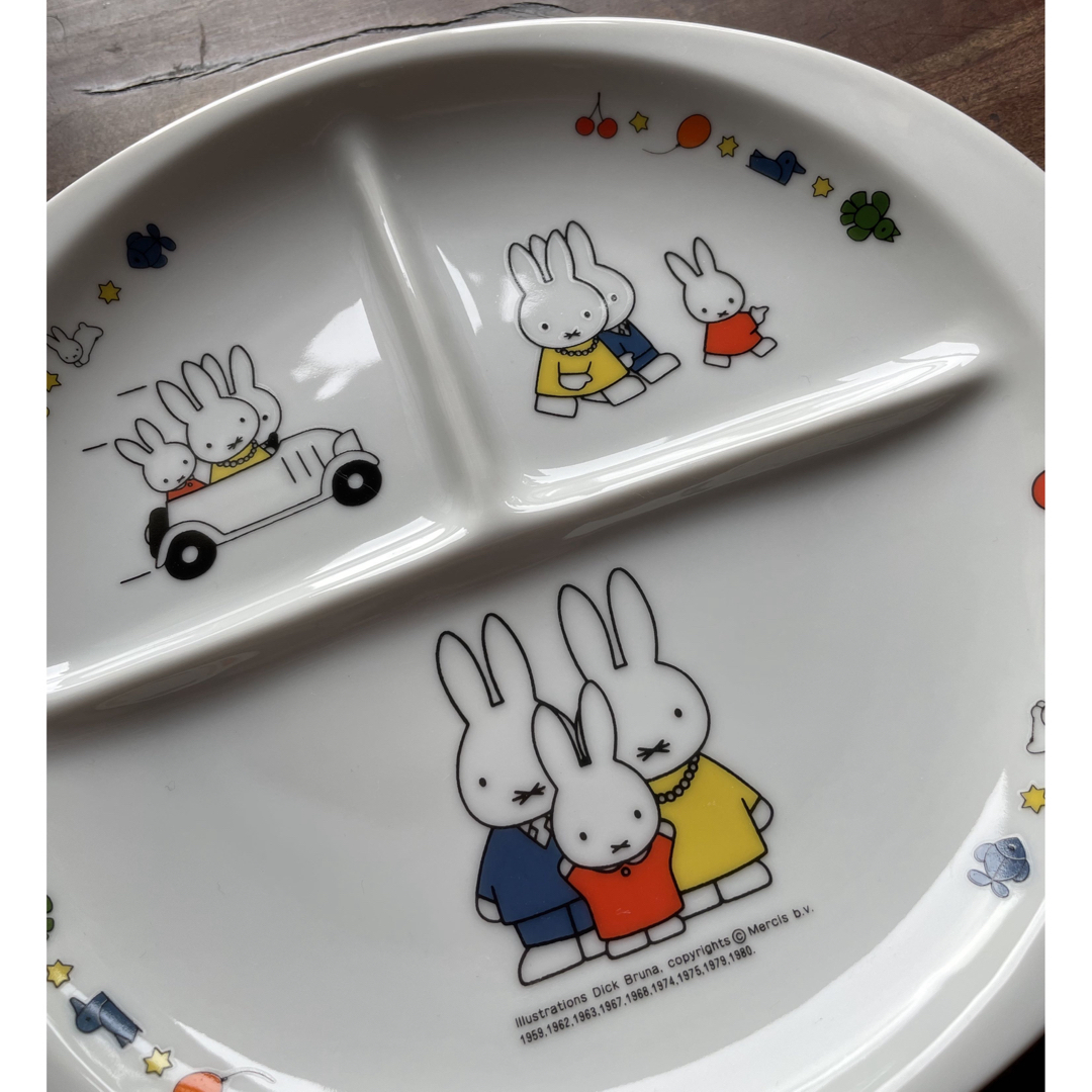 miffy(ミッフィー)の値下げ【新品未使用】ミッフィー食器セット キッズ/ベビー/マタニティの授乳/お食事用品(プレート/茶碗)の商品写真