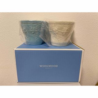 ウェッジウッド(WEDGWOOD)のWEDGWOOD フェスティビティ マグ (アイボリー・ブルー) ペア(グラス/カップ)