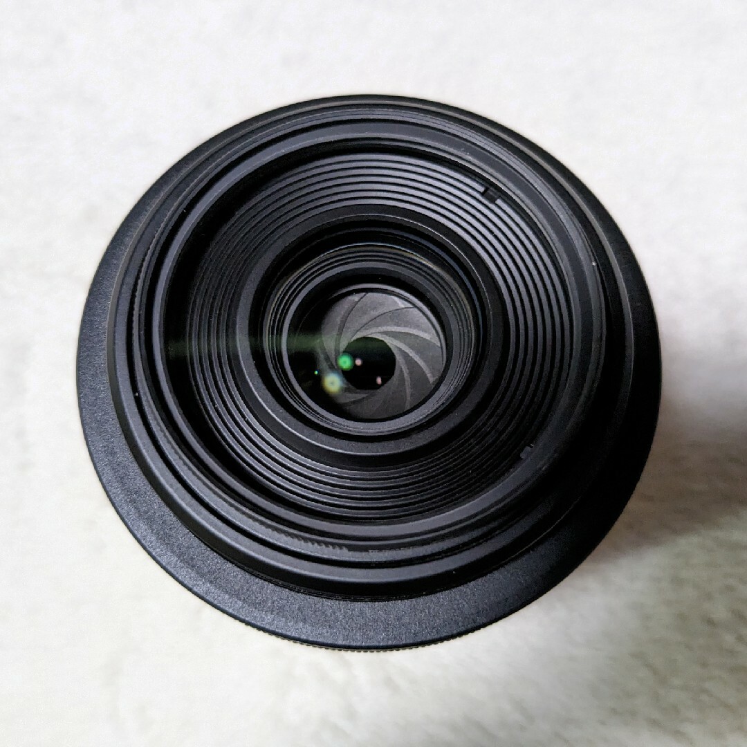 Canon(キヤノン)の【美品】Canon EOS R + RF35mm F1.8 + おまけ スマホ/家電/カメラのカメラ(ミラーレス一眼)の商品写真