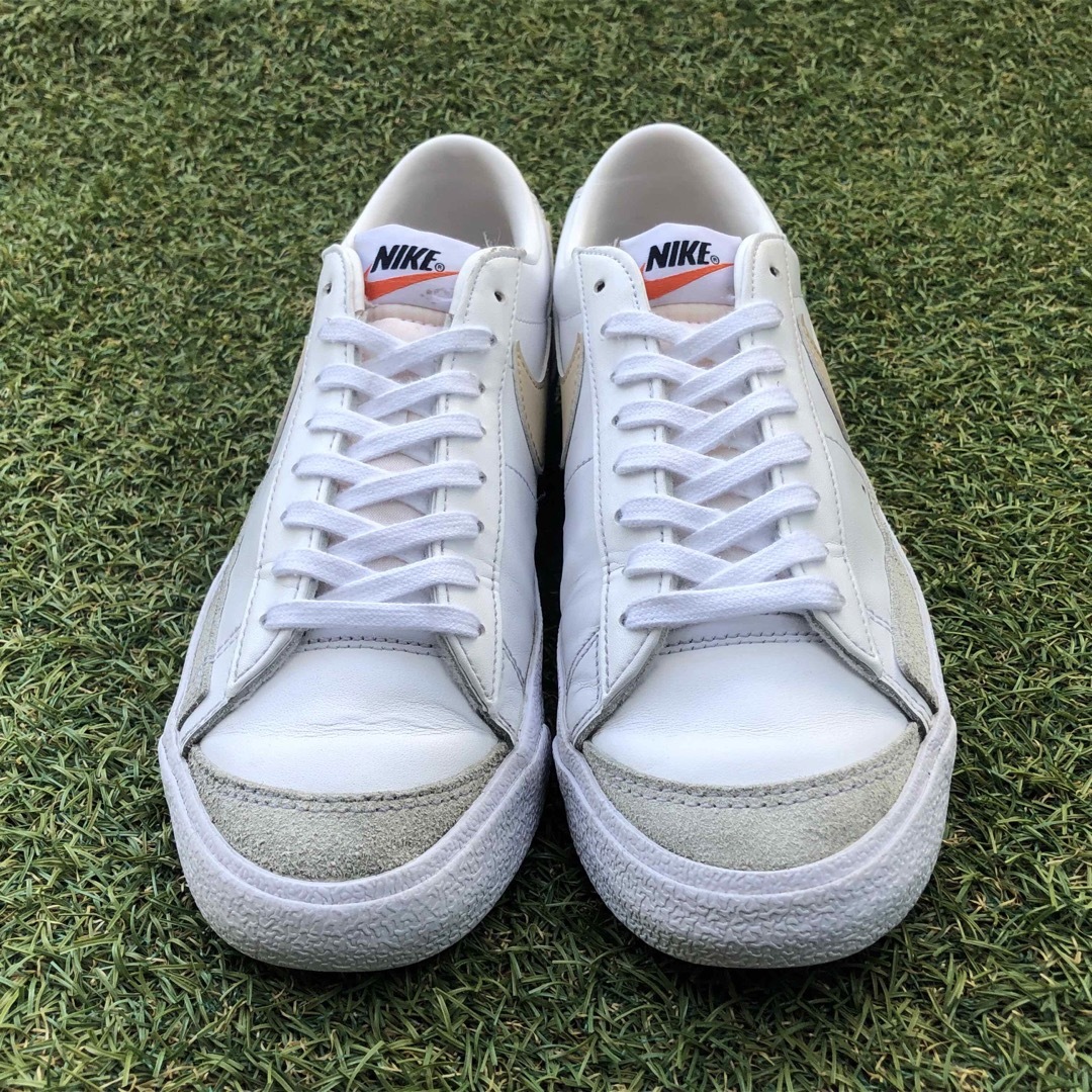 NIKE(ナイキ)の美品25 NIKE BLAZER LOW '77 ナイキ ブレザーローHA183 レディースの靴/シューズ(スニーカー)の商品写真