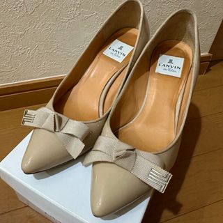 LANVIN - 【5/18処分】リボンモチーフポインテッドトゥパンプス　ベージュ　24.5