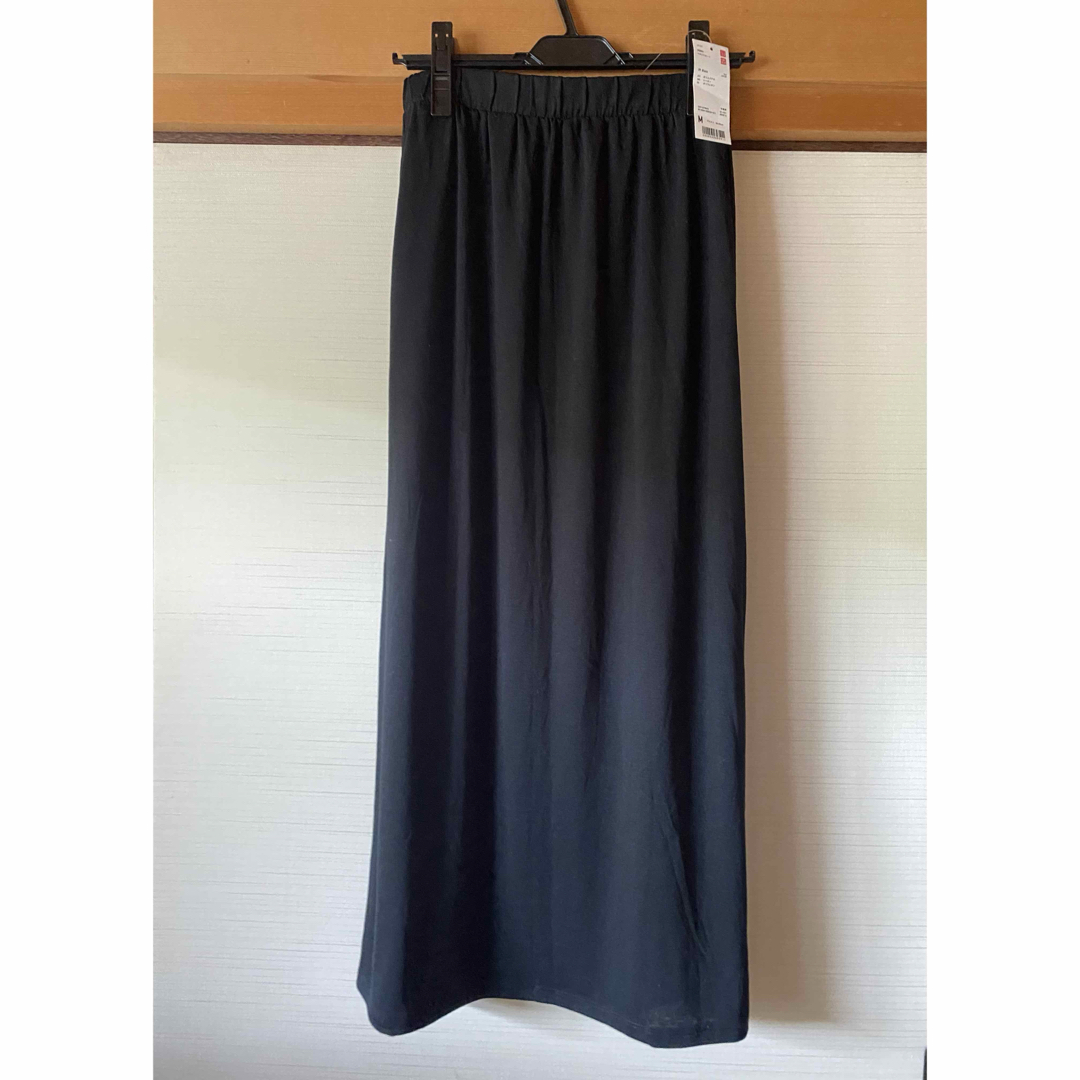 UNIQLO(ユニクロ)のユニクロ　マキシスカート　M   タグ付き新品 レディースのスカート(ロングスカート)の商品写真