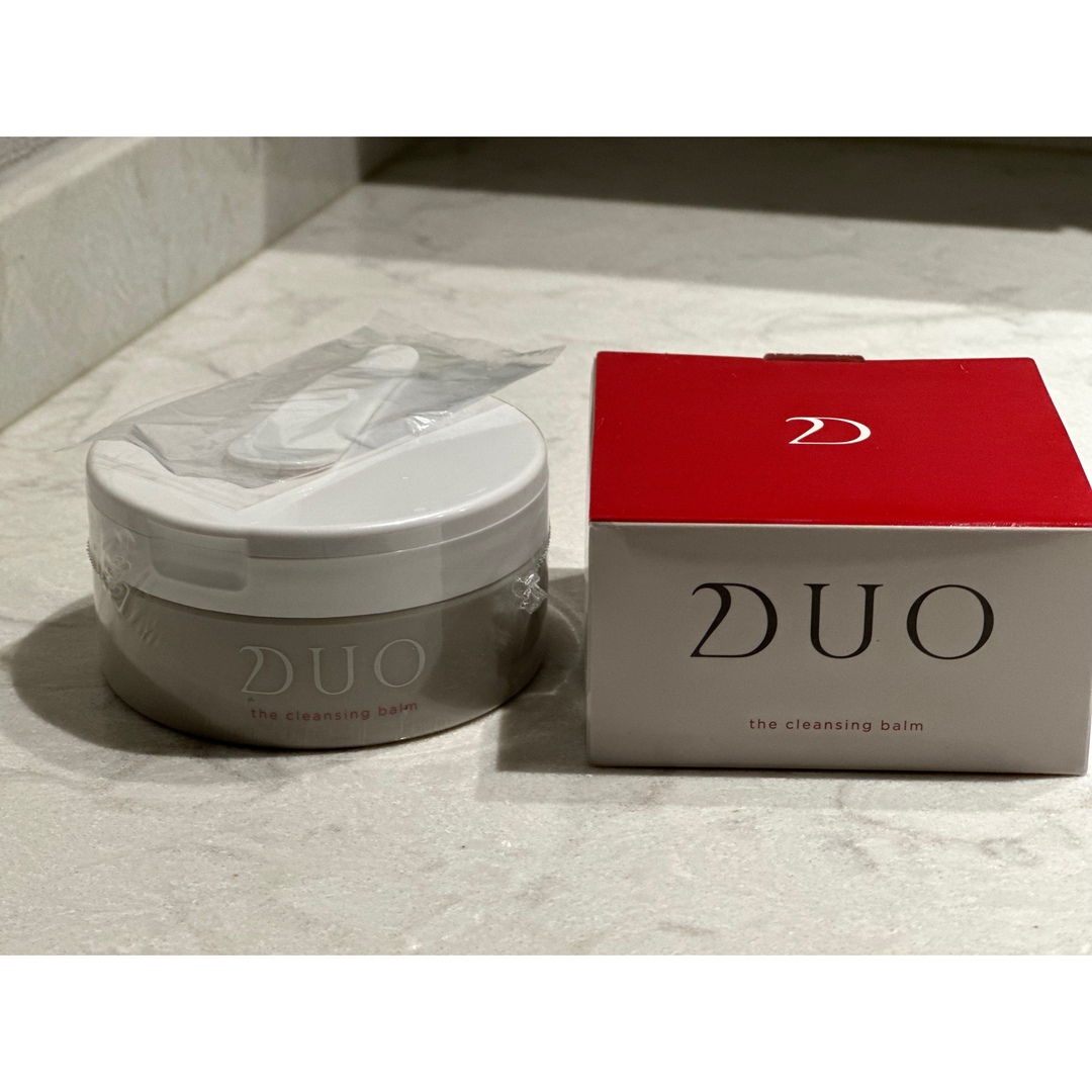 DUO(デュオ)のDUO クレンジングバーム 赤 コスメ/美容のスキンケア/基礎化粧品(クレンジング/メイク落とし)の商品写真