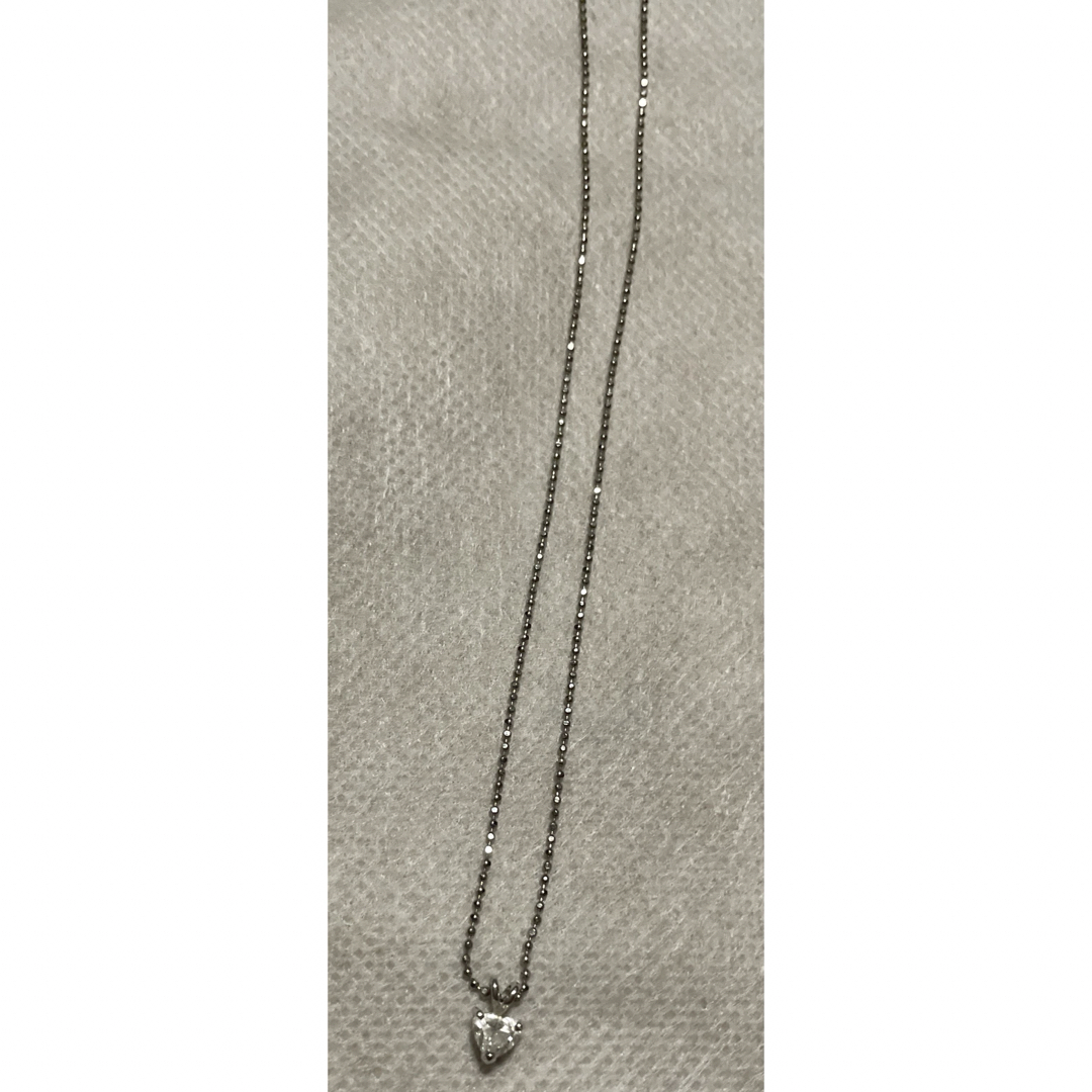 ハートダイヤモンドネックレス　PT850ボールチェーン レディースのアクセサリー(ネックレス)の商品写真