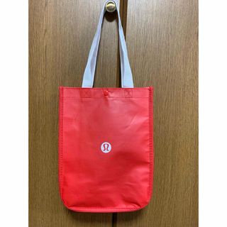 ルルレモン(lululemon)のルルレモン　ショップバッグ　赤(トートバッグ)