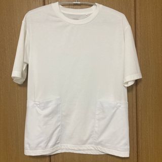 ジーユー(GU)の白Tシャツ　レディース(Tシャツ(半袖/袖なし))