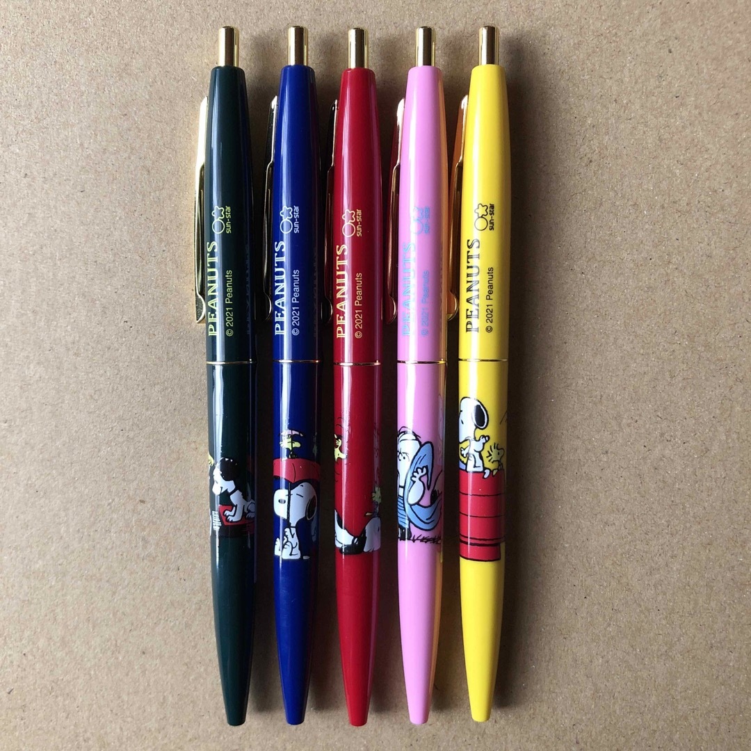 新品　5本　スヌーピー　クリックゴールド　BIC インテリア/住まい/日用品の文房具(ペン/マーカー)の商品写真