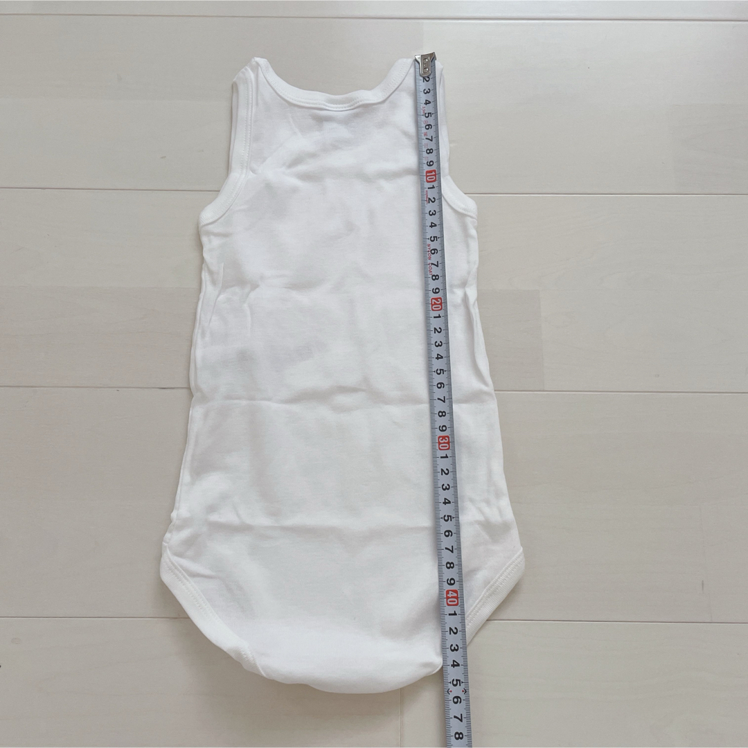 PETIT BATEAU(プチバトー)のプチバトー　ホワイトノースリーブボディ2枚組　24m キッズ/ベビー/マタニティのベビー服(~85cm)(ロンパース)の商品写真