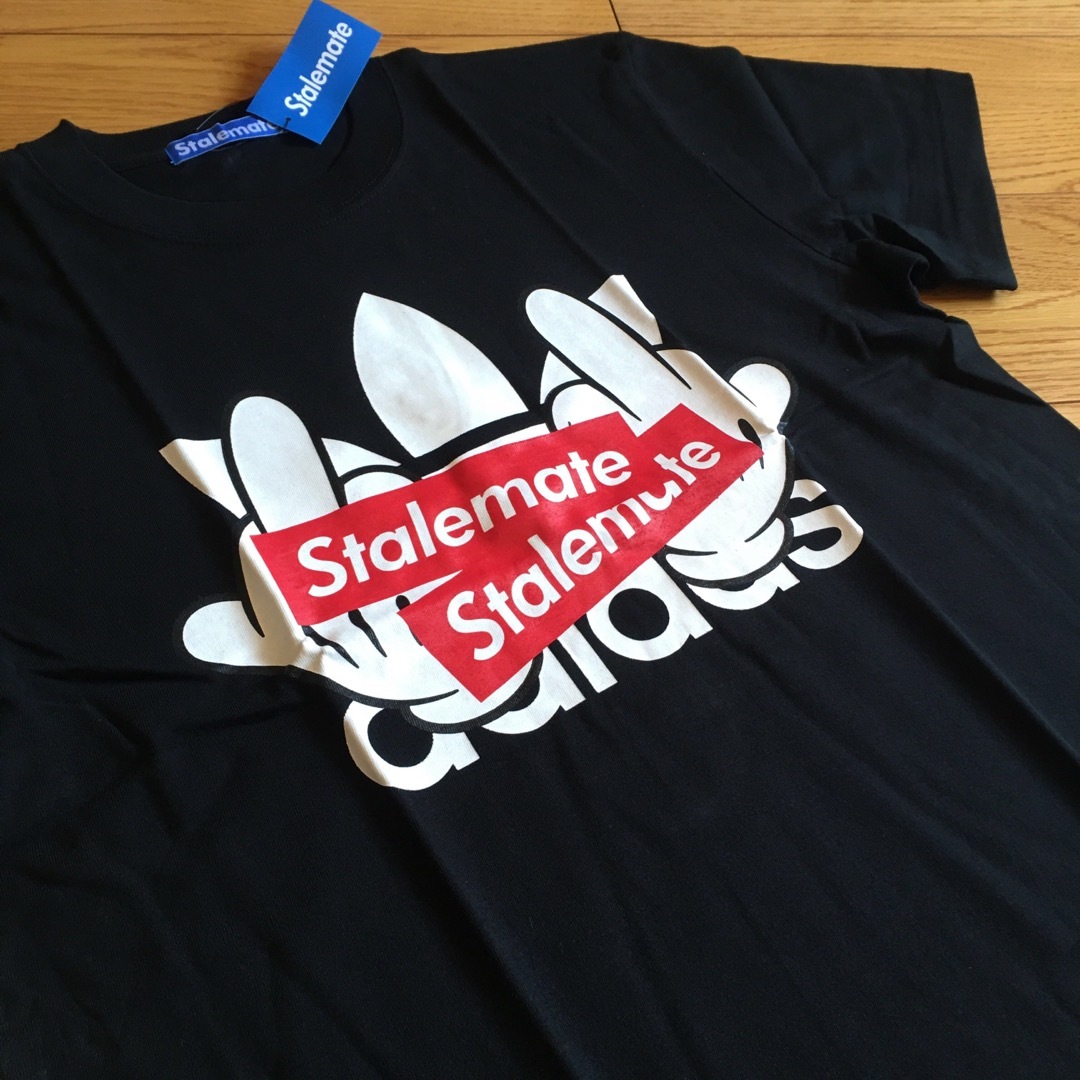 Stalemate 半袖 Tシャツ ブラック　ホワイトxレッドプリント Mサイズ メンズのトップス(Tシャツ/カットソー(半袖/袖なし))の商品写真