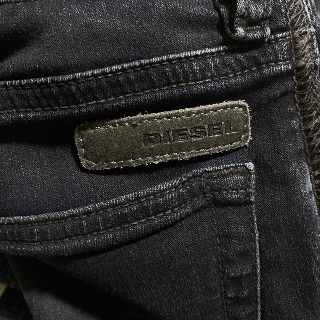 DIESEL(ディーゼル)のディーゼル DIESEL WAYKEE SHORT-NE ジョグ ハーフパンツ メンズのパンツ(ショートパンツ)の商品写真