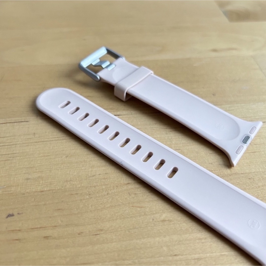 アップルウォッチ シリコン ベルト　くすみカラー  メンズの時計(ラバーベルト)の商品写真