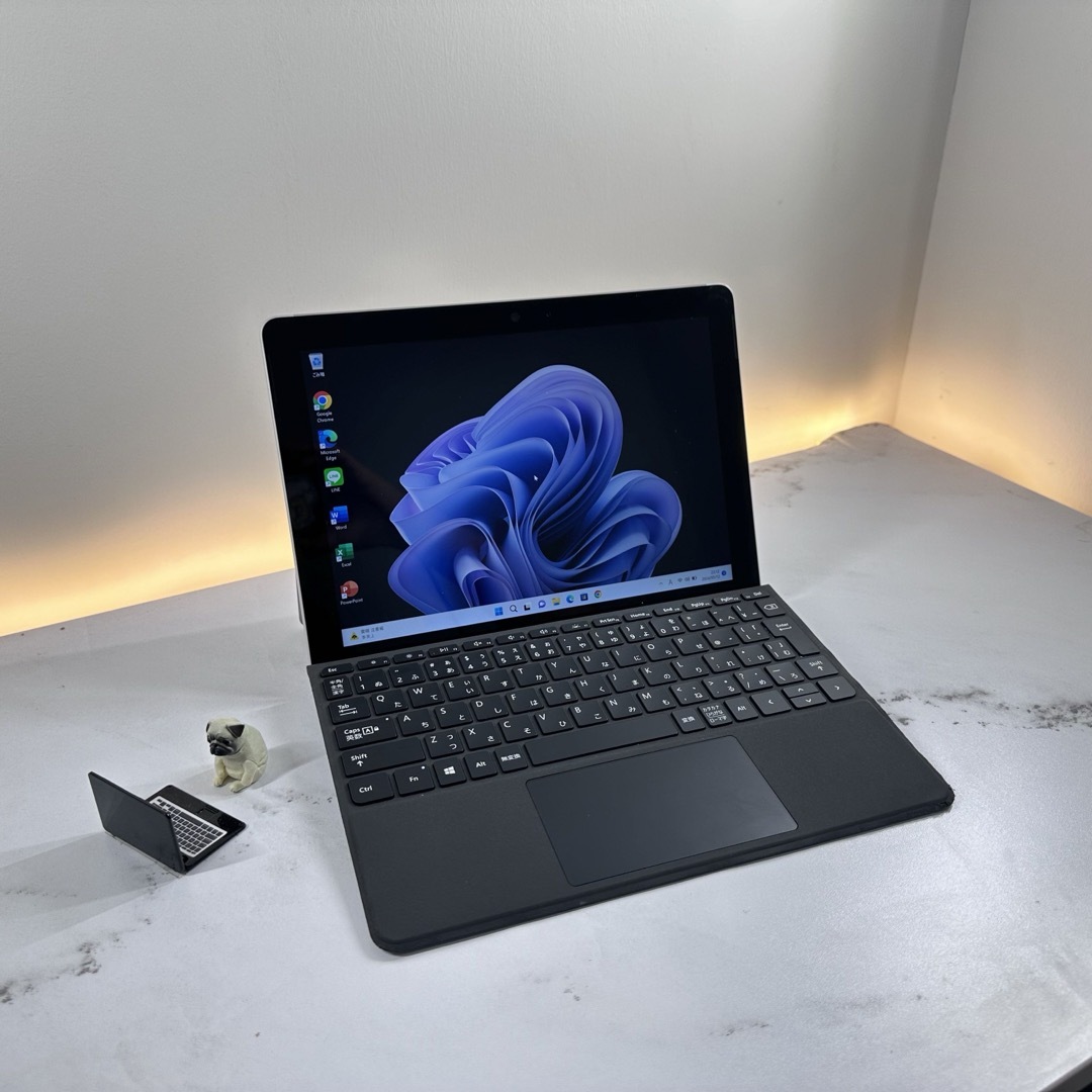 Microsoft(マイクロソフト)の【美品】　Surface Go LTE 8/SSD128 Office2021 スマホ/家電/カメラのPC/タブレット(タブレット)の商品写真