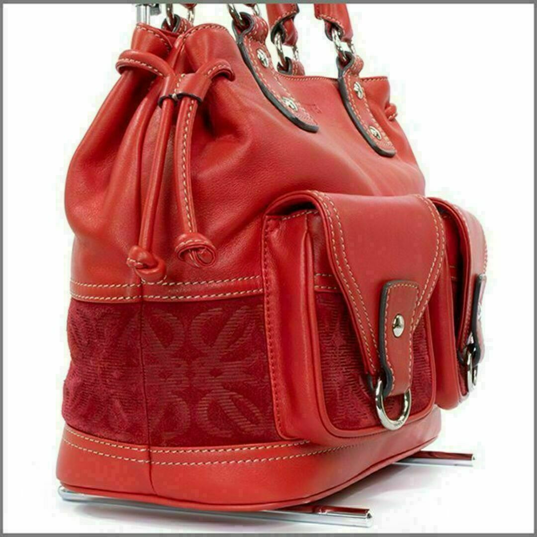 LOEWE(ロエベ)の【全額返金保証・送料無料】ロエベのハンドバッグ・正規品・極美品・アナグラム・赤色 レディースのバッグ(ハンドバッグ)の商品写真