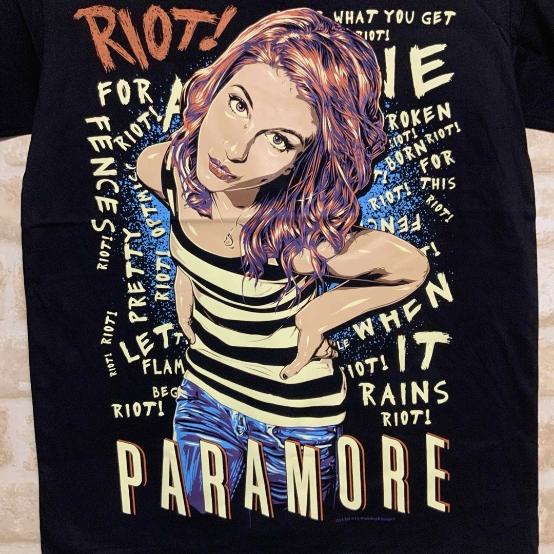 パラモア　Paramore イラスト　Tシャツ　Mサイズ　 メンズのトップス(Tシャツ/カットソー(半袖/袖なし))の商品写真