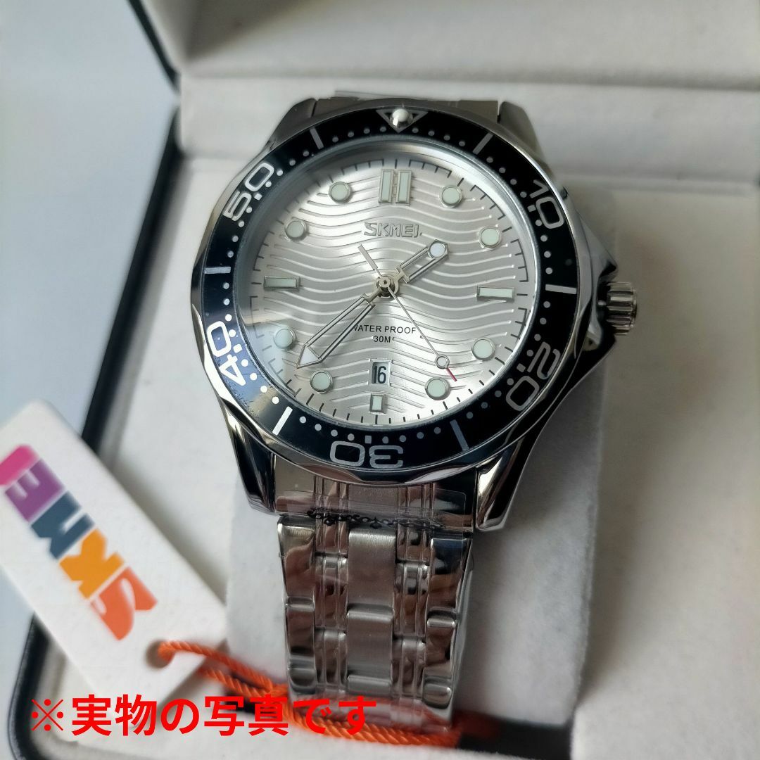 日本製ムーブメント 防水メンズアナログ腕時計 シルバー×シルバーステンレス日付 メンズの時計(腕時計(アナログ))の商品写真