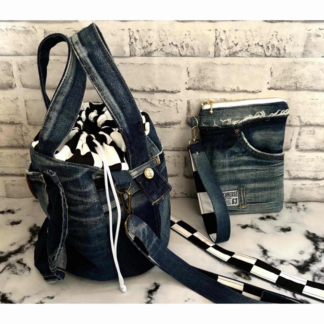 デニムリメイクフリルバックとポーチ ハンドメイドのファッション小物(バッグ)の商品写真