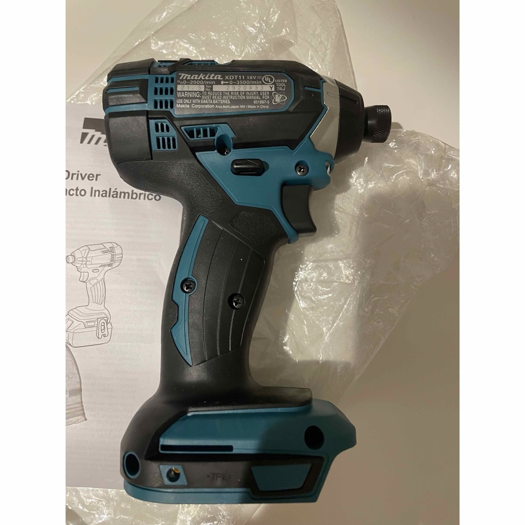 Makita(マキタ)の【新品未使用品】　MAKITA  インパクトドライバー 18v XDT11Z スポーツ/アウトドアの自転車(工具/メンテナンス)の商品写真