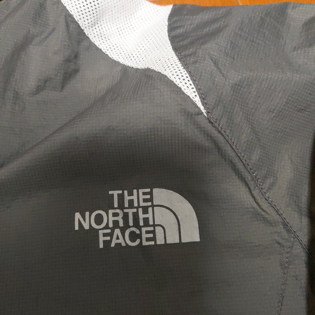 THE NORTH FACE(ザノースフェイス)のTHE NORTH FACE ウィンドブレーカーL メンズのジャケット/アウター(ナイロンジャケット)の商品写真
