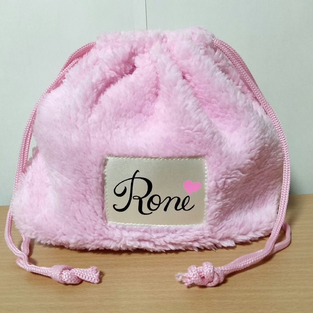 RONI(ロニィ)のポーチ　巾着袋　モコモコ　もこもこ　ふわもこマシュマロポーチ　Roni ロニィ レディースのファッション小物(ポーチ)の商品写真