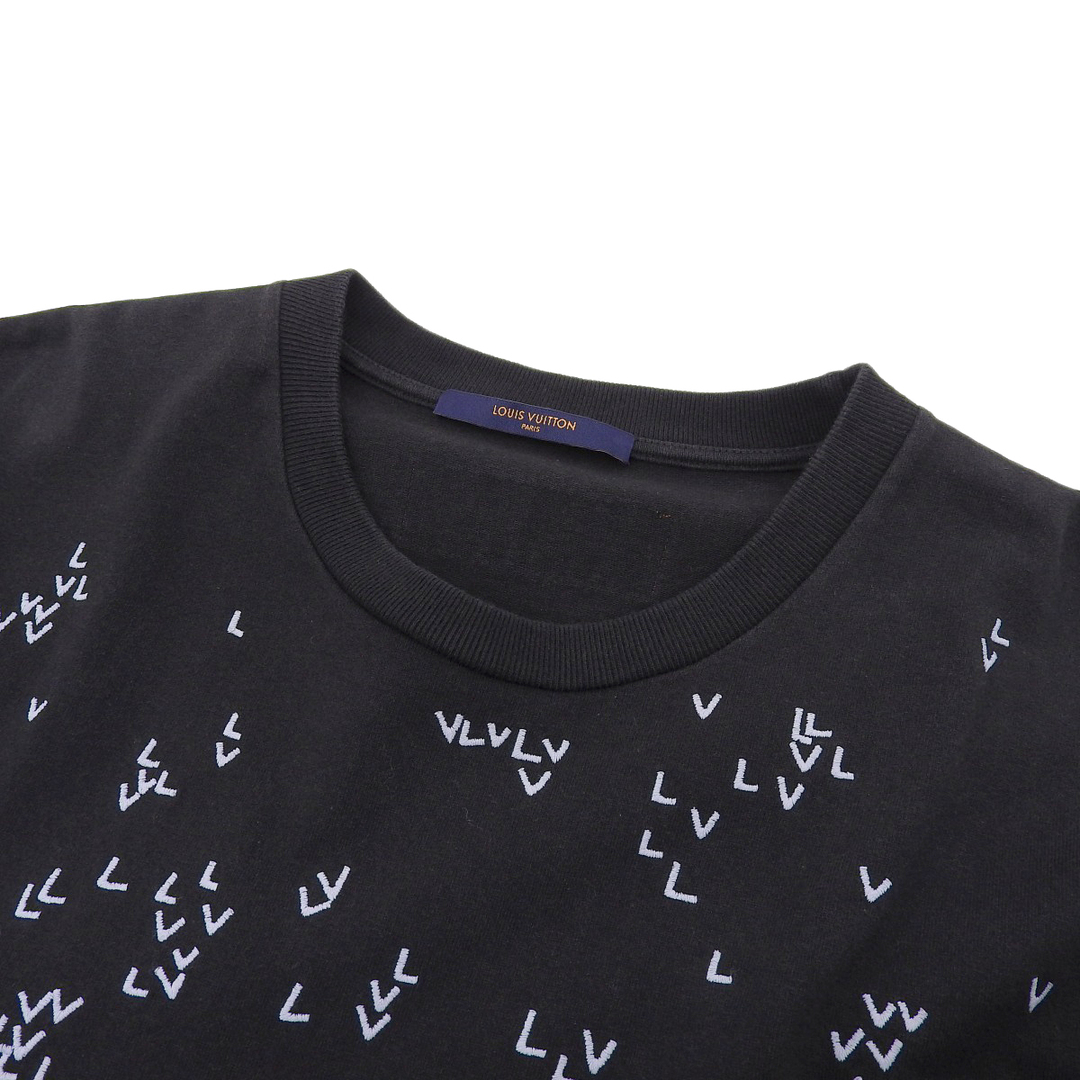 LOUIS VUITTON(ルイヴィトン)のルイヴィトン スプレッド エンブロイダリー Tシャツ メンズ ブラック LOUIS VUITTON 【中古】 【アパレル・小物】 メンズのトップス(Tシャツ/カットソー(半袖/袖なし))の商品写真