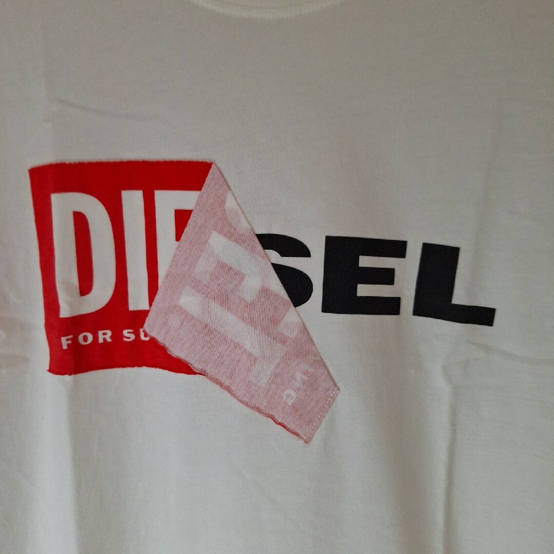 DIESEL(ディーゼル)のDIESEL　ディーゼル　剥がれロゴプリントTシャツ 　ホワイト　Sサイズ メンズのトップス(Tシャツ/カットソー(半袖/袖なし))の商品写真