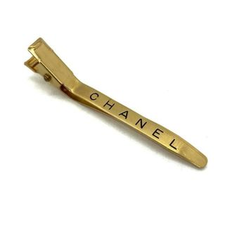 CHANEL - CHANEL(シャネル) アクセサリー - 金属素材 ゴールド ヘアクリップ