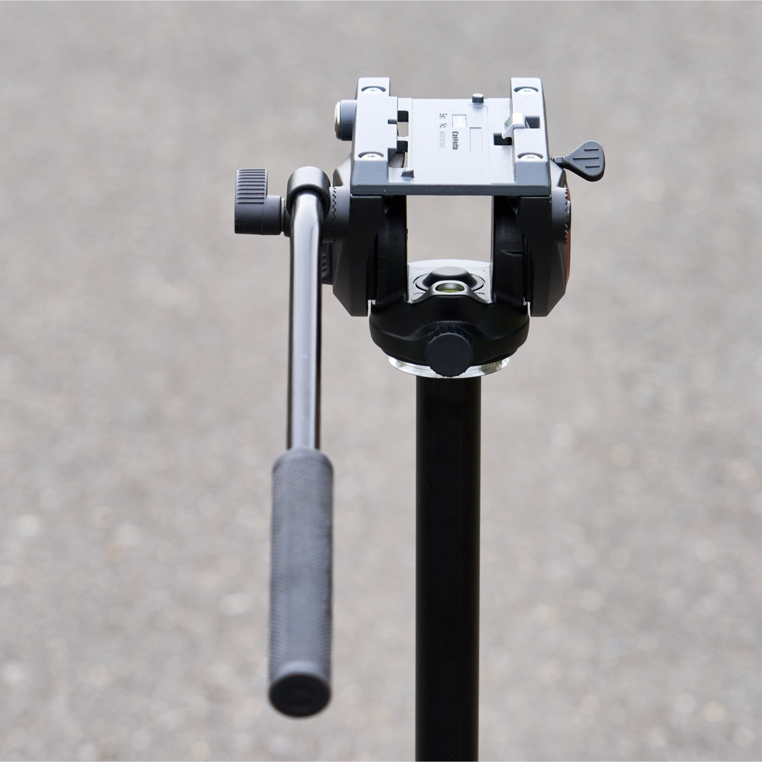 Manfrotto(マンフロット)のManfrotto マンフロット MVH500AH 中古良品 ビデオ雲台 スマホ/家電/カメラのカメラ(その他)の商品写真