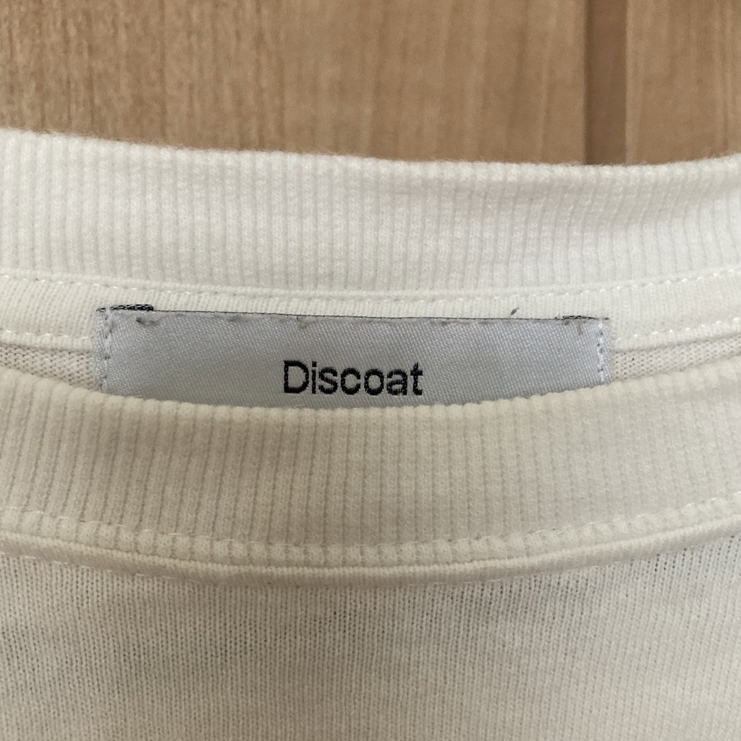 Discoat(ディスコート)のDiscoat ディスコート 猫プリント 半袖Tシャツ  レディースのトップス(Tシャツ(半袖/袖なし))の商品写真