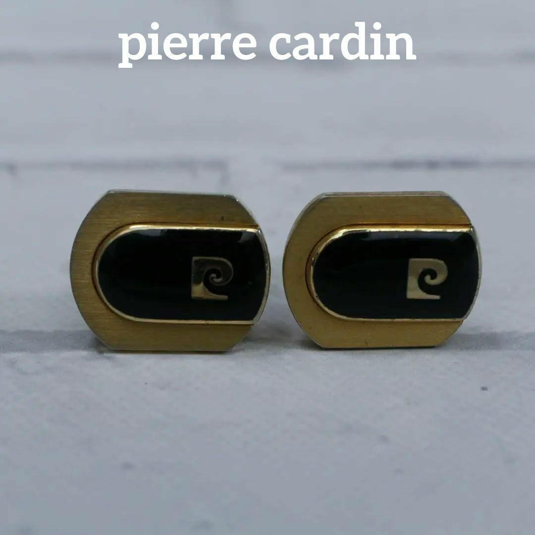 pierre cardin(ピエールカルダン)の【匿名配送】ピエールカルダン カフス ゴールド ロゴ 黒 メンズのファッション小物(カフリンクス)の商品写真