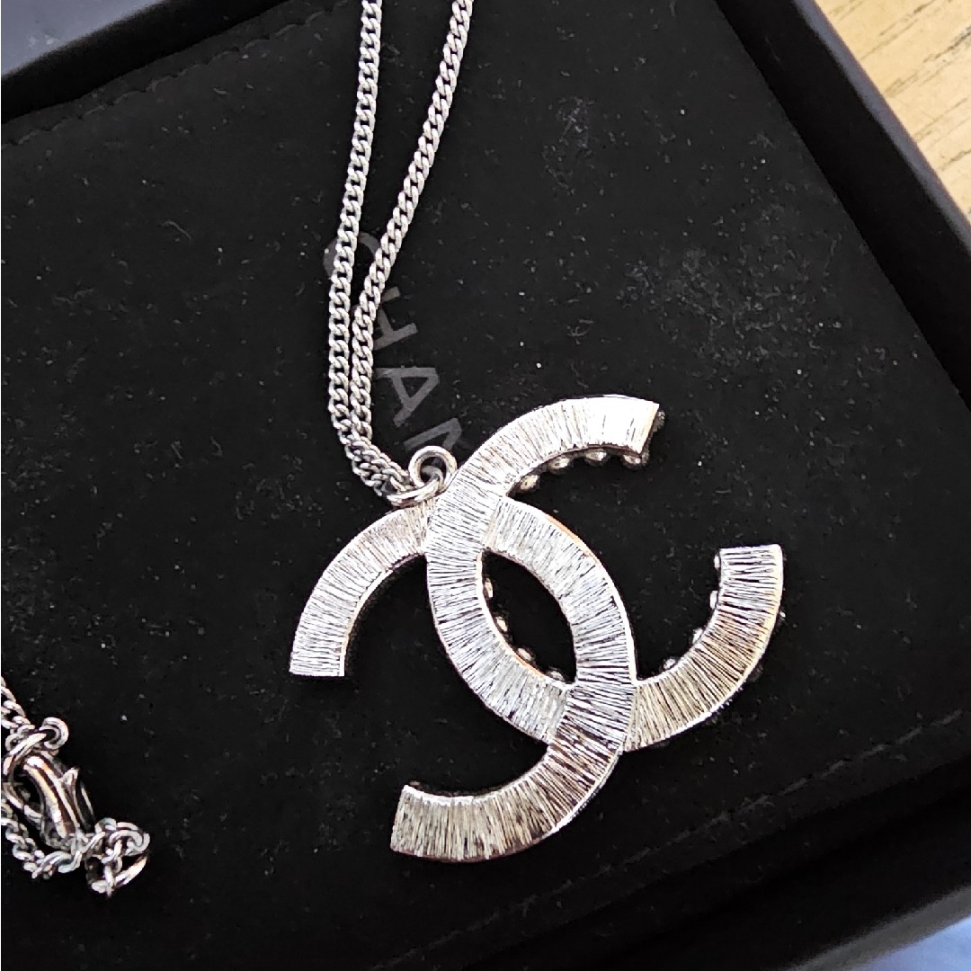 CHANEL(シャネル)の✣CHANELシャネル✣ネックレス✣リバーシブル✣未使用に近い✣ レディースのアクセサリー(ネックレス)の商品写真