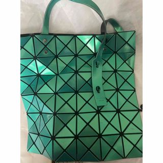 BaoBaoIsseyMiyake - イッセイミヤケ ISSEY MIYAKE BAOBAO トート  メタルグリーン