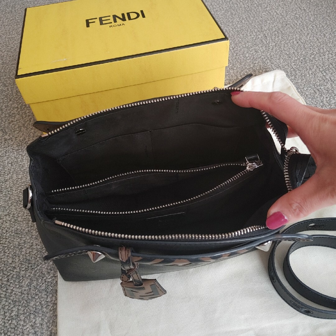 FENDI(フェンディ)のFENDI バイザウェイ ミディアム 2WAY ショルダーバッグ レザー レディースのバッグ(ショルダーバッグ)の商品写真