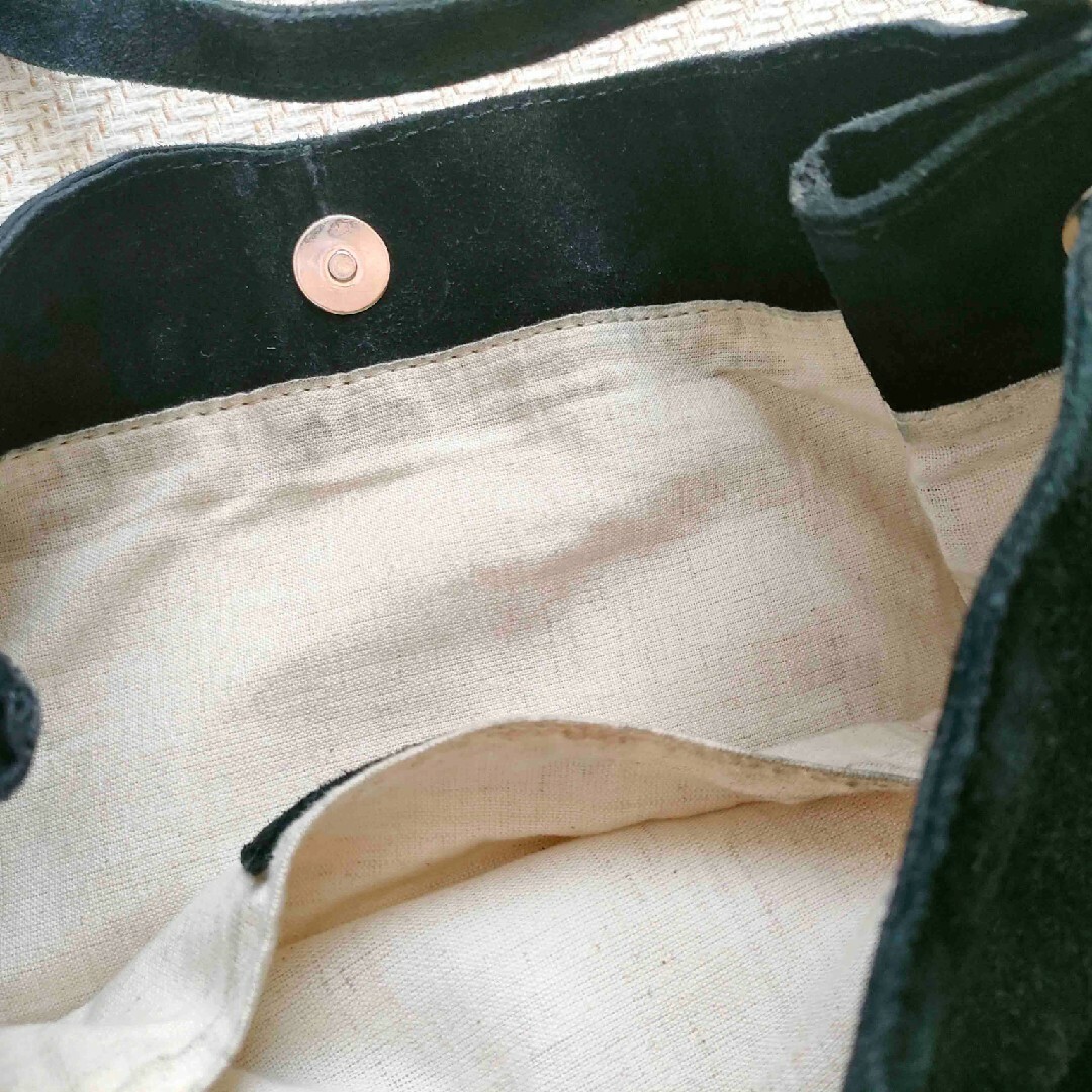 ZARA(ザラ)のZARA スエードバッグ レディースのバッグ(ショルダーバッグ)の商品写真